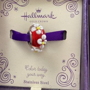 NWOT - Hallmark Gold Crown Stainless Steel Charms